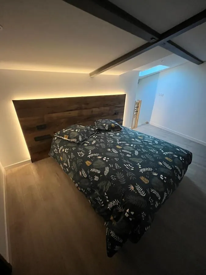Chez Vins Et Jul Apartment Villieu-Loyes-Mollon France